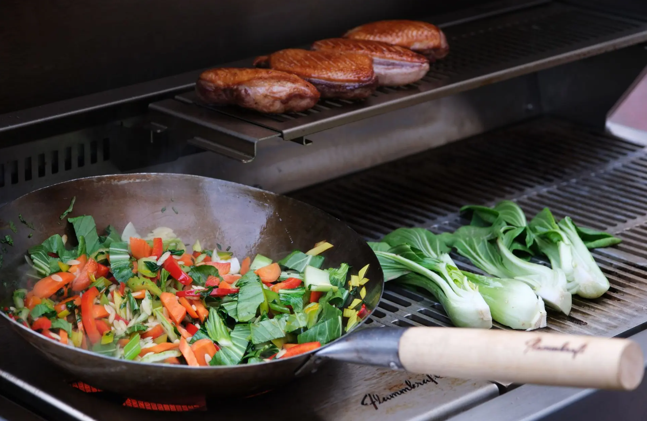 Flammkraft Wok und Edelstahl-Halter für Block D